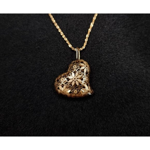 14K Solid Gold Made In Italy Heart Filigree Pendant Necklace Delicate Chain Wome - Picture 1 of 7